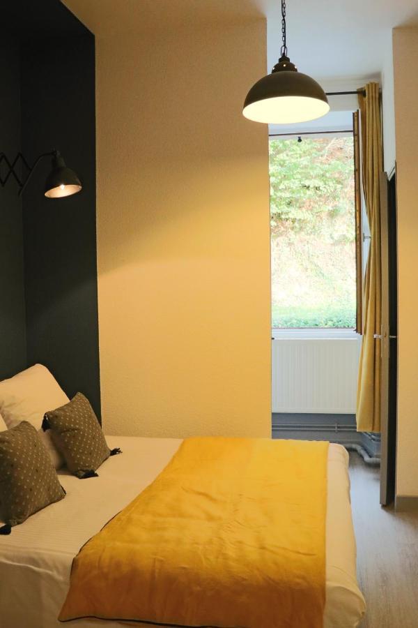 Logis Hotel Restaurant La Brasserie Treignac 外观 照片