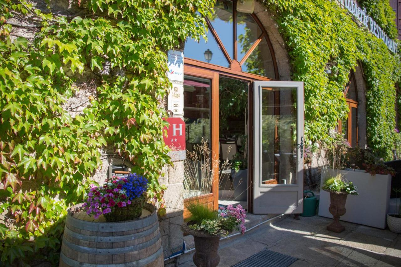 Logis Hotel Restaurant La Brasserie Treignac 外观 照片